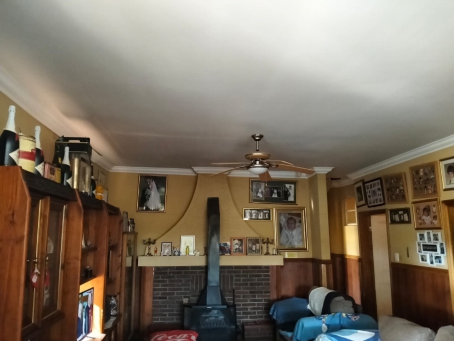 3 Bedroom Property for Sale in Olive Hill Free State
